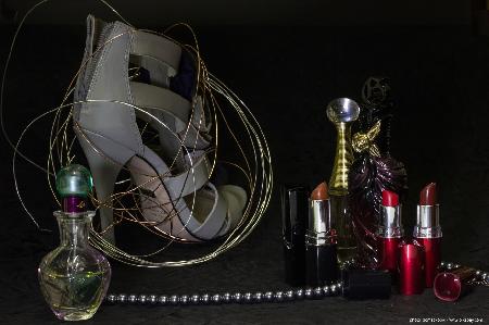 Bild: Sei gut vorbereitet für das erste Date. Besonders wichtig: Gutes Parfüm.